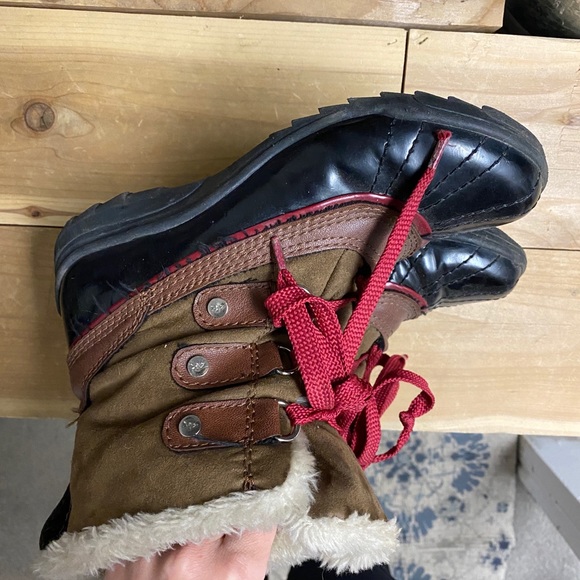 Anne Klein Sport Short Snowboot - Picture 5 of 5